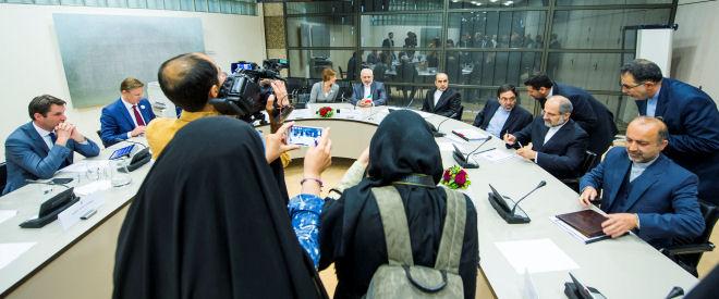 commissie ontvangt zarif