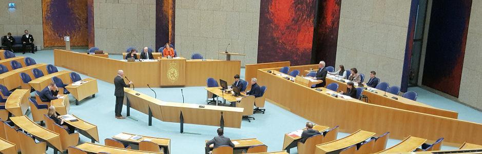 Plenaire zaal tijdens initiatiefwetsvoorstel op 25 januari 2017